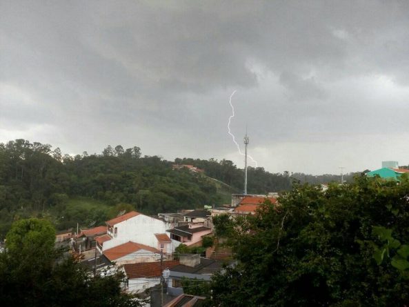 raio cassia neves