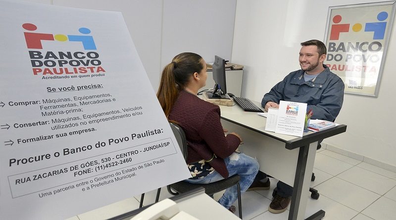 Atendimento Banco do Povo c 12 1