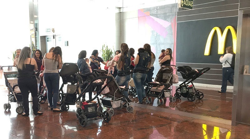 bebes no shopping