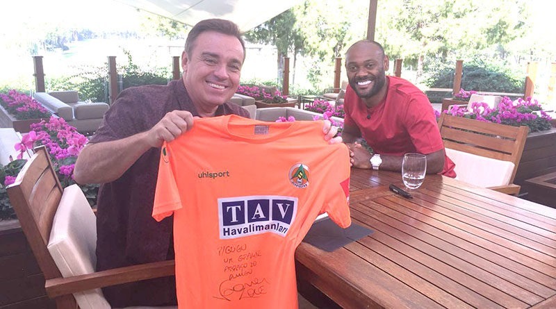 Gugu e Vagner Love