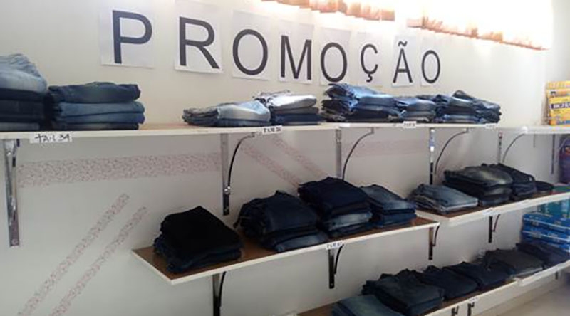 CALÇA JEANS A 10 REAIS