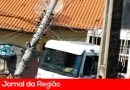 caminhão x poste copiar