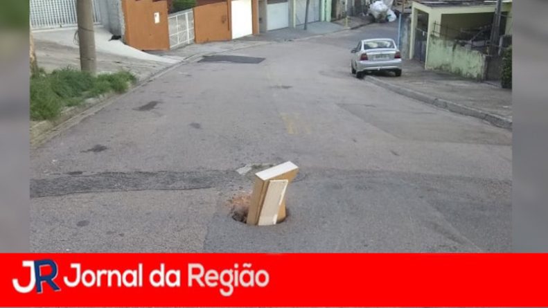 655E2545 F294 43AC 9B30 60DB9E93EB18