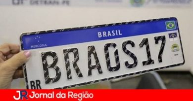 Novas placas serão obrigatórias a partir do dia 31 Novas placas serão obrigatórias a partir do dia 31