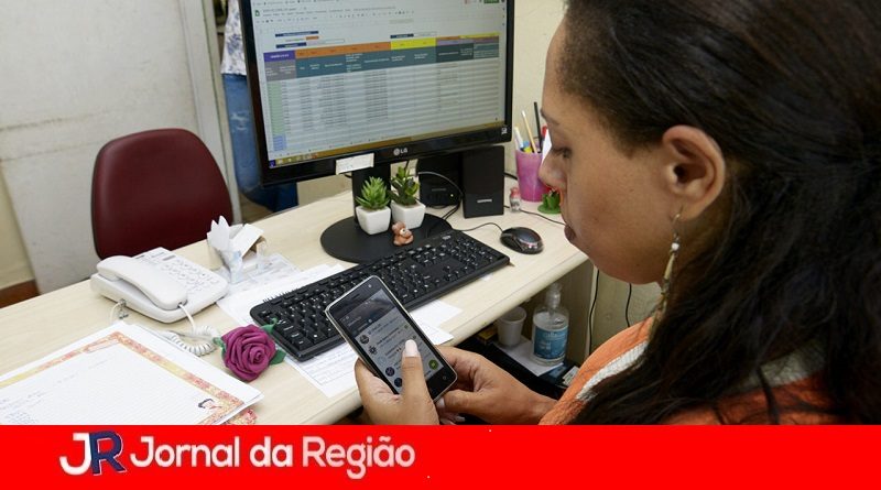 celular cras cb 3 1280x854 1