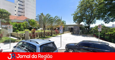 Vereadores votam redução dos próprios salários em Jundiaí Vereadores votam redução dos próprios salários em Jundiaí