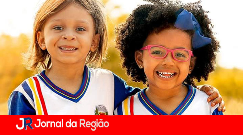 crianças de escola de Itupeva copiar