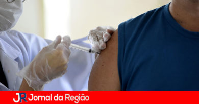Ministério da Saúde decide comprar vacina da Pfizer Ministério da Saúde decide comprar vacina da Pfizer
