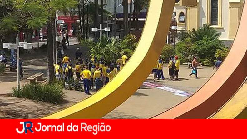carteiros no centro copiar