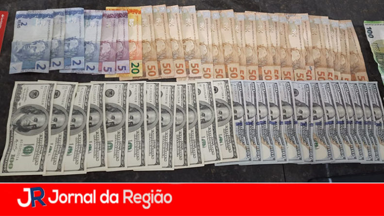 DOLARES copiar