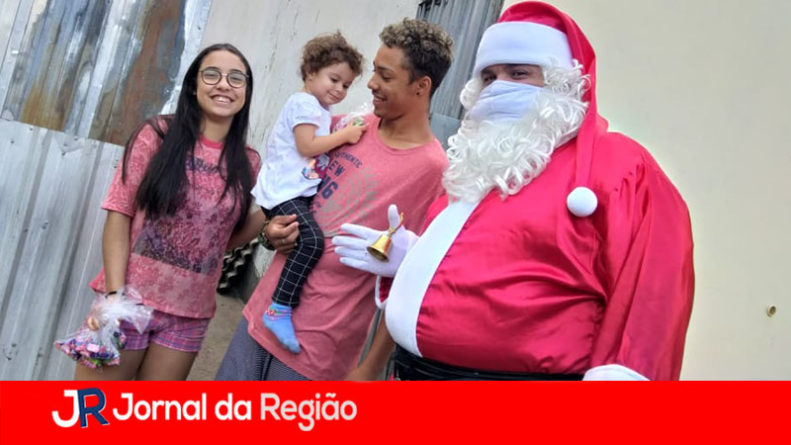 entrega de kits de natal copiar