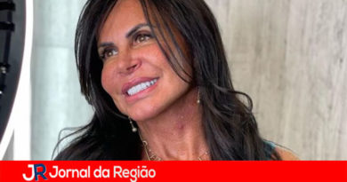 Gretchen diz que foi afetada por “influência extraterrestre”
