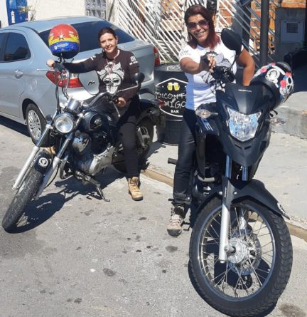 mulher moto 3
