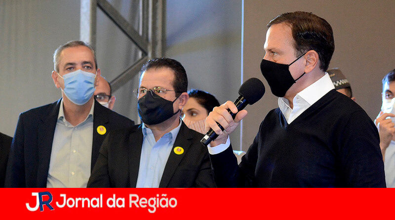 Professor Rodolfo com João Doria. (Foto: Divulgação)