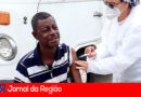 Morador de rua é vacinado em Campo Limpo Paulista. (Foto: Divulgação)