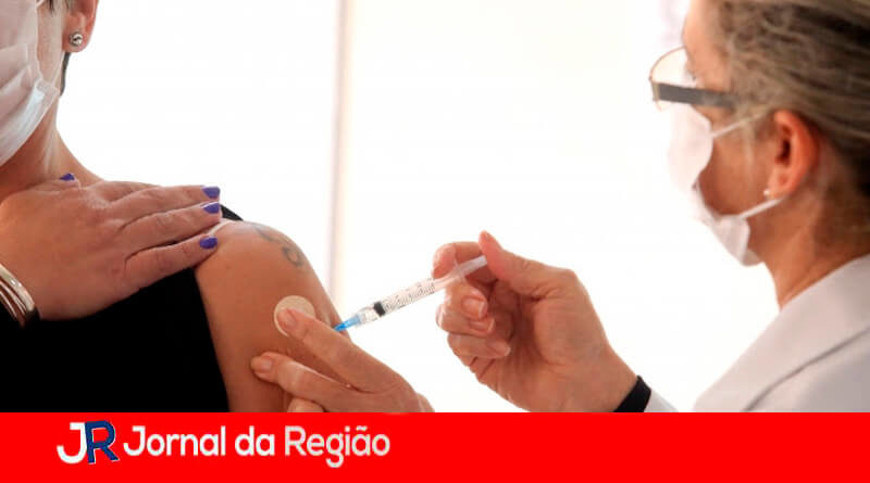 Vacinação em Louveira. (Foto: Divulgação)