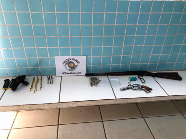 Armas de fogo apreendidas. (Foto: Divulgação)