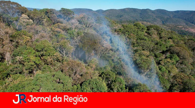 Incêndio na Serra do Japi. (Foto: Divulgação)