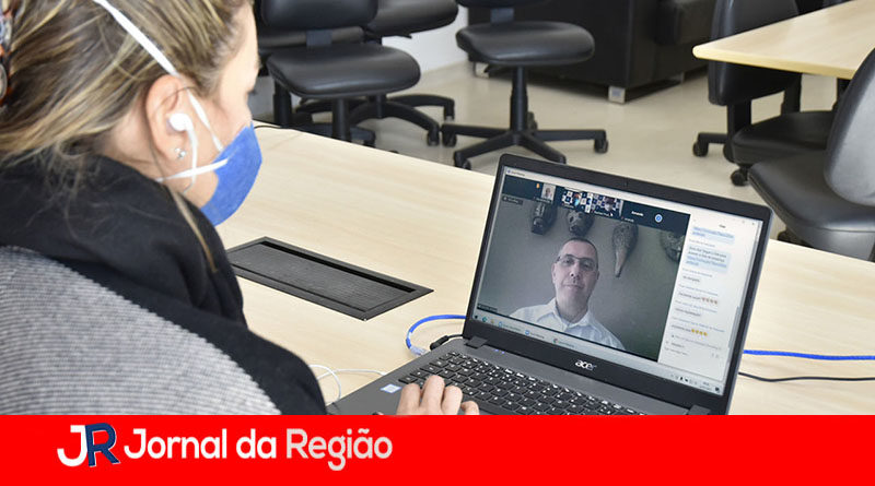webinar com profissionais de saude c 1122