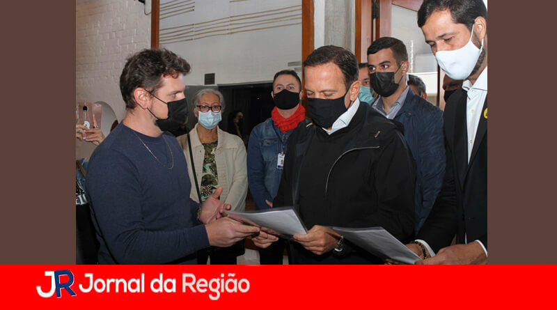 Mata Ciliar e João Doria. (Foto: Mauro Utida)