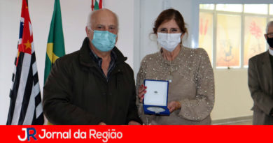 Cidadãos de Campo Limpo Paulista recebem medalha de honra ao mérito Homenagem em Campo Limpo Paulista. (Foto: Divulgação)