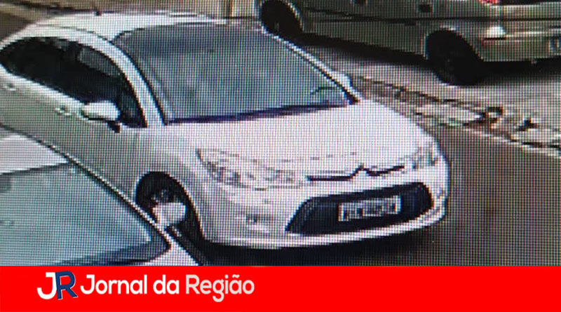 CARRO GOLPE
