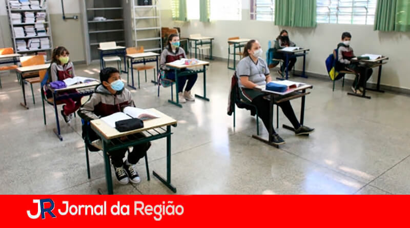 Volta às aulas em Louveira. (Foto: Divulgação)