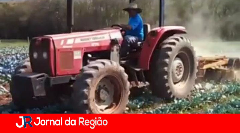 roubo de trator copia