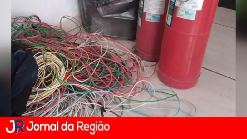 300FFDF9 8261 465E B170 1D889086E6F2