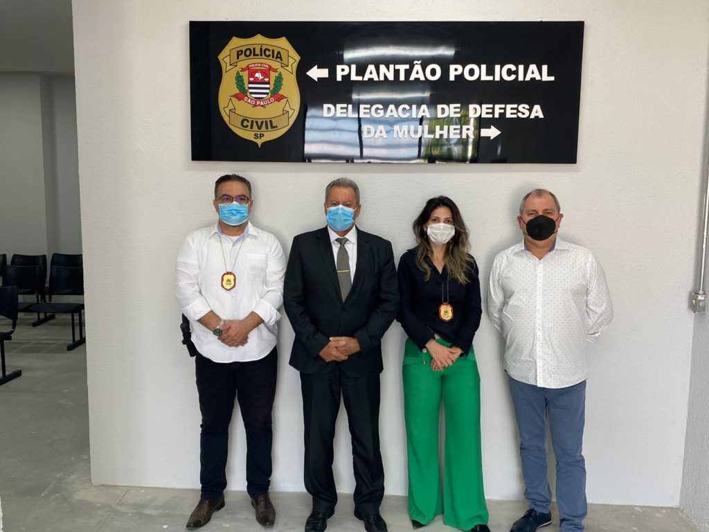 delegacia de policia 4