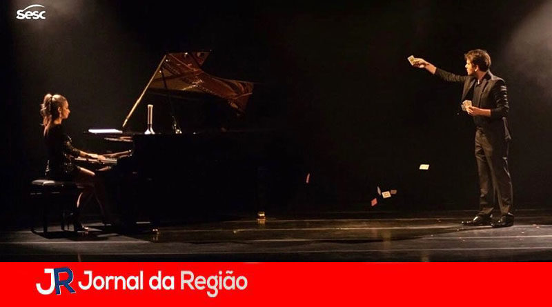 Ilusionista no Sesc Jundiaí. (Foto: Divulgação)