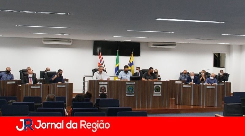Camara Louveira