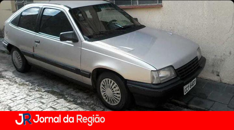 KADETT PRATA FURTADO copia