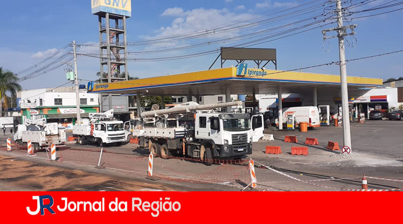POSTES QUEBRADOS