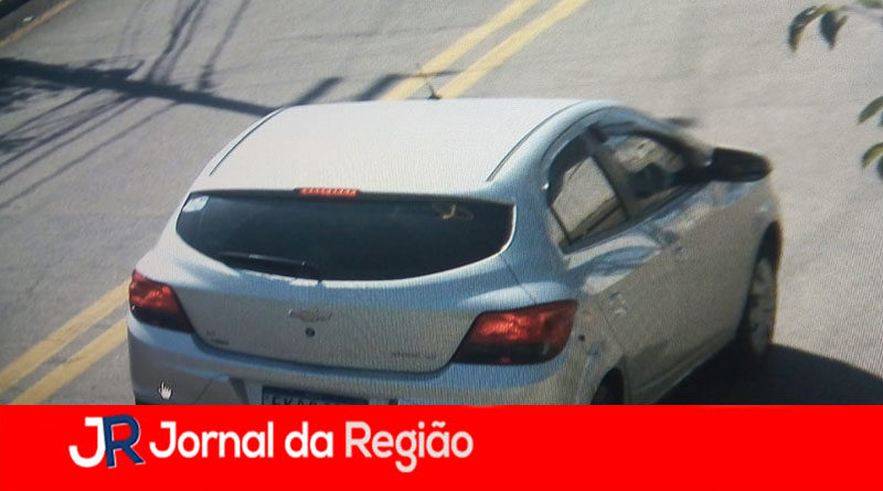 LADROES EM ONIX