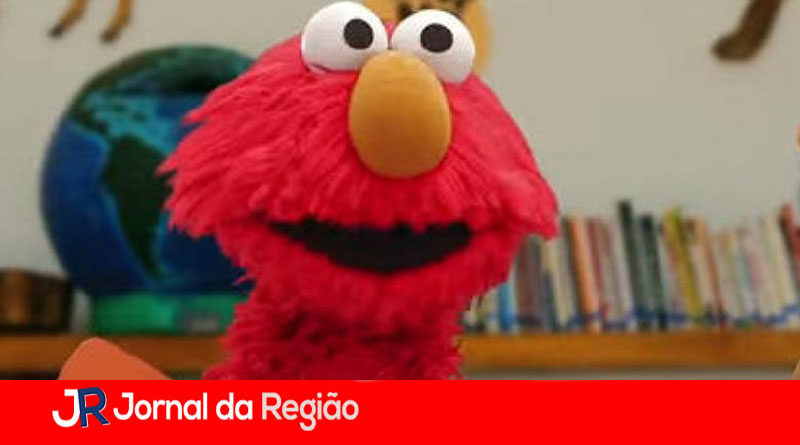 ELMO VILA SESAMO