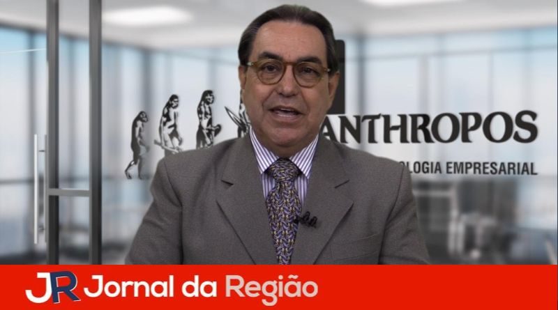 Professor Marins.