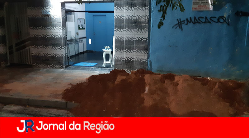 TERRA NA IGREJA copiar