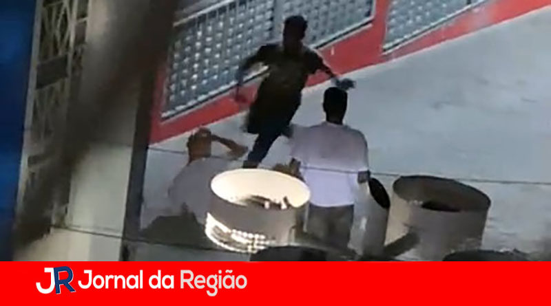 BRIGA NO CENTRO DE JUNDIAI copiar