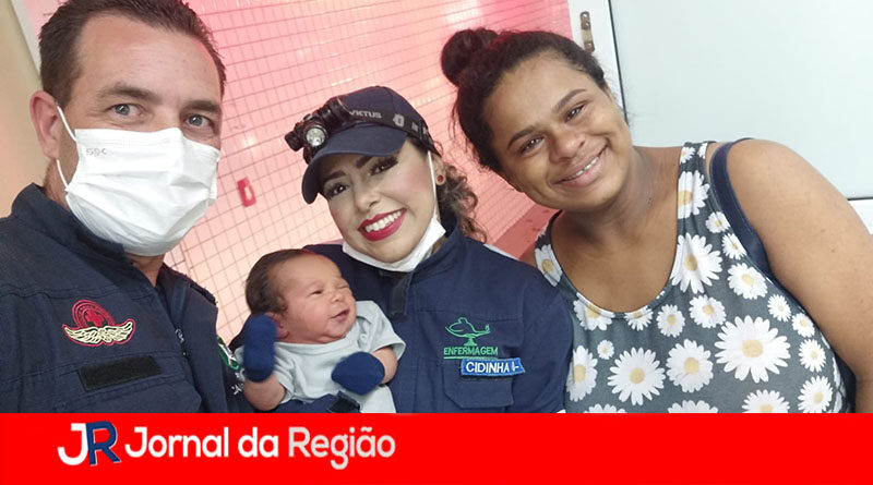 AMBULANCIA CAMPO LIMPO SALVA BEBE copiar