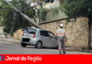CARRO NO POSTE copiar