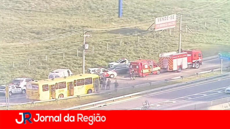 CARRO X ONIBUS