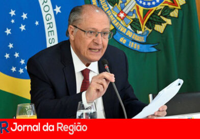 Alckmin diz que está difícil convencer quem não votou a participar do 2º Turno