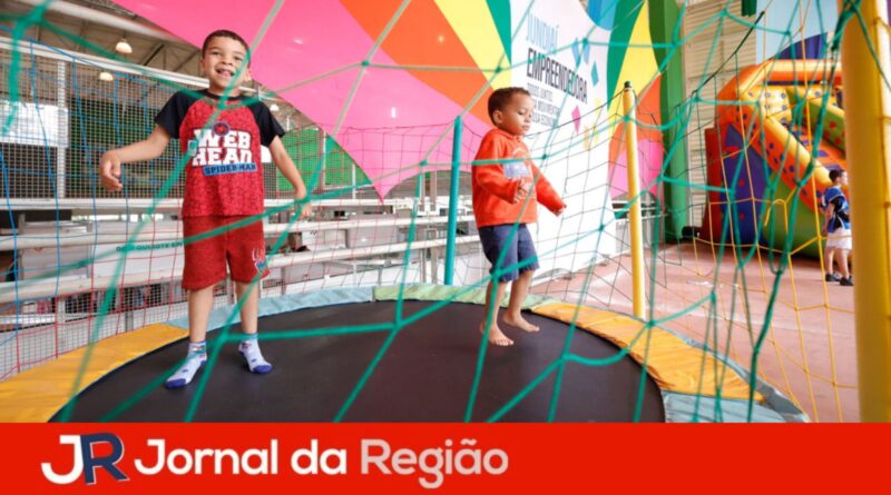 JR Novo 5