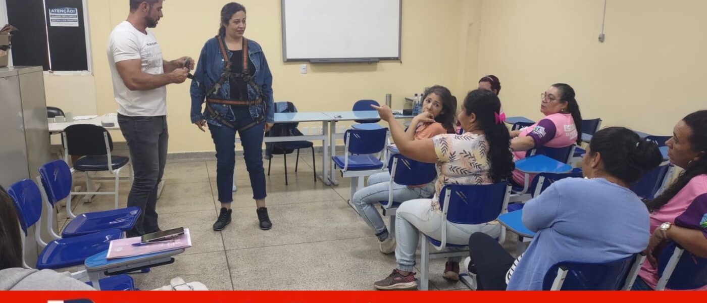 escola mulher campo limpo