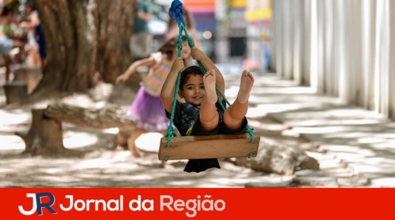 JR Novo 5