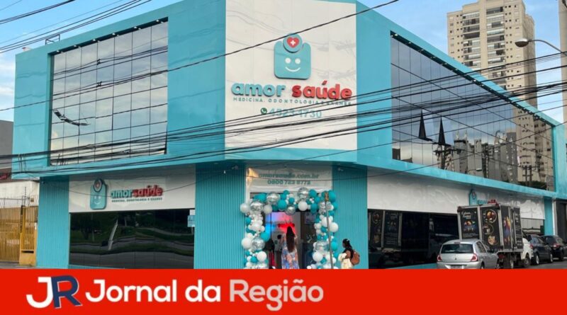 JR Novo 8