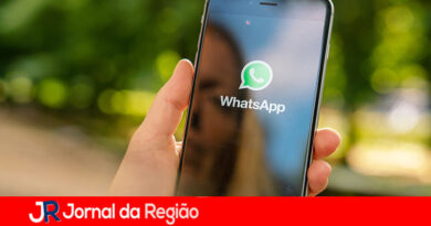 Mulher vê foto da filha no WhatsApp e paga boleto, a pedido de criminosos