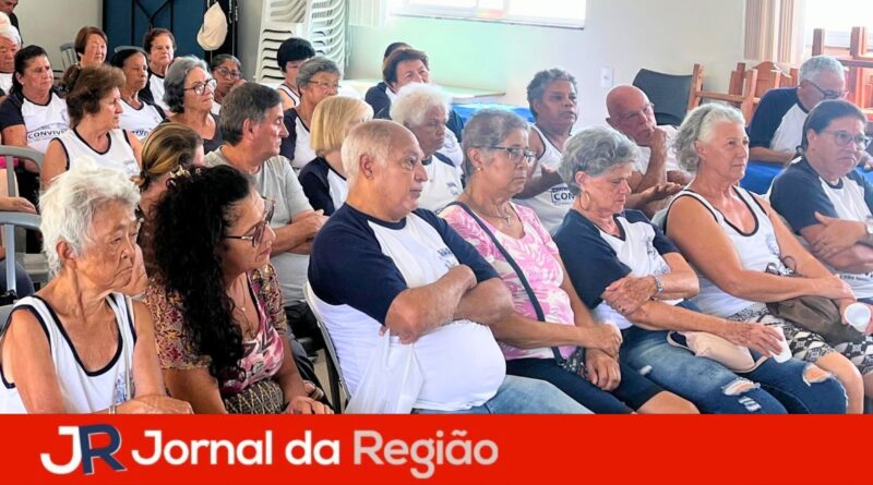 reuniao idosos cabreuva