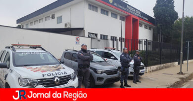 VIATURA PM CAMPINAS EM LOUVEIRA copiar